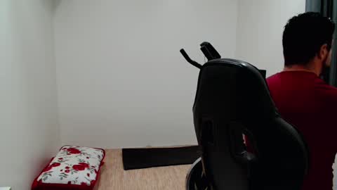 Snapshot of richrolland chatting on 11/03/25, 02:07 Rickseduction online show from 11/03/25, 02:07