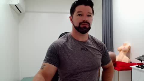 Snapshot of richrolland chatting on 12/05/25, 09:18 Rickseduction online show from 12/05/25, 09:18