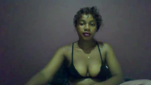 Snapshot of ricie001 chatting on 04/23/26, 02:08 ricie001 online show from 04/23/26, 02:08