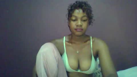 Snapshot of ricie001 chatting on 04/28/26, 12:43 ricie001 online show from 04/28/26, 12:43