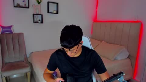 Snapshot of rick_shellby chatting on 04/05/26, 08:55 Rick online show from 04/05/26, 08:55