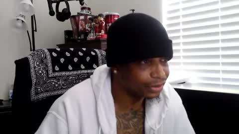 Snapshot of rickavelli chatting on 05/31/26, 06:09 Rick online show from 05/31/26, 06:09
