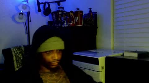 Snapshot of rickavelli chatting on 06/22/26, 05:04 Rick online show from 06/22/26, 05:04