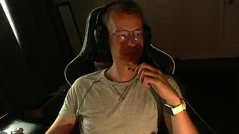 Snapshot of rickgosling chatting on 05/27/26, 01:57 rickgosling online show from 05/27/26, 01:57