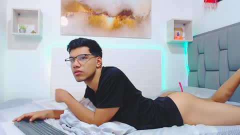 Ricki online show from 04/10/26, 04:44