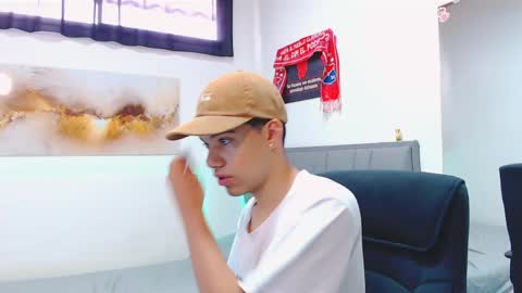 Ricki online show from 04/20/26, 05:16