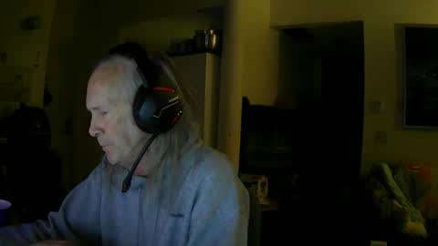 Snapshot of rickl56 chatting on 04/11/26, 01:54 rickl56 online show from 04/11/26, 01:54
