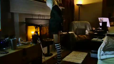 Snapshot of ricks4fun chatting on 01/17/25, 03:55 PINK HOLE TWINK online show from 01/17/25, 03:55