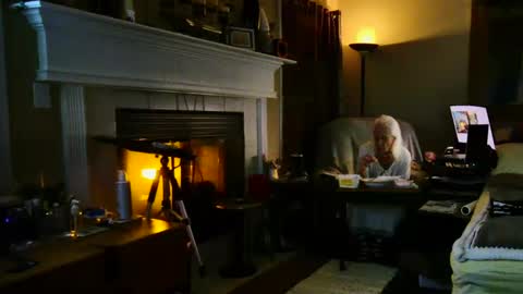 Snapshot of ricks4fun chatting on 01/19/25, 08:50 PINK HOLE TWINK online show from 01/19/25, 08:50