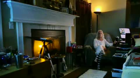 Snapshot of ricks4fun chatting on 01/21/25, 02:33 PINK HOLE TWINK online show from 01/21/25, 02:33