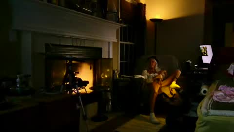 Snapshot of ricks4fun chatting on 09/26/25, 04:05 PINK HOLE TWINK online show from 09/26/25, 04:05