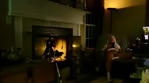 Snapshot of ricks4fun chatting on 10/15/25, 04:01 PINK HOLE TWINK online show from 10/15/25, 04:01