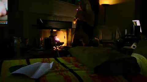 Snapshot of ricks4fun chatting on 10/20/25, 02:34 PINK HOLE TWINK online show from 10/20/25, 02:34