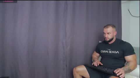 Snapshot of rickymiami1 chatting on 09/25/25, 09:29 rickymiami1 online show from 09/25/25, 09:29