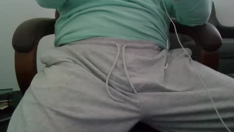 Snapshot of ricric5 chatting on 03/06/25, 03:35 ricric5 online show from 03/06/25, 03:35