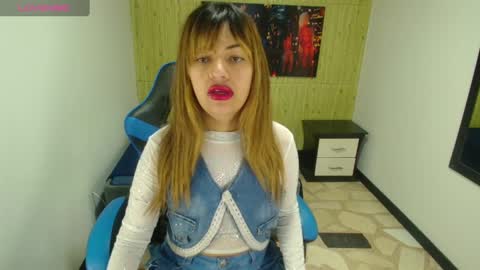 RIHANA online show from 03/05/25, 10:44