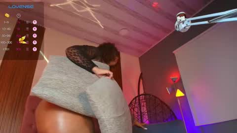 Riha  online show from 10/17/25, 07:33