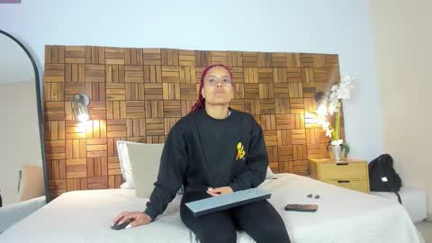 Snapshot of rihannadeep chatting on 02/03/26, 09:58 Sara online show from 02/03/26, 09:58