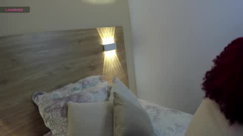 Snapshot of rihannadeep chatting on 02/17/26, 10:01 Sara online show from 02/17/26, 10:01