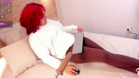 Snapshot of rihannadeep chatting on 04/01/26, 10:05 Sara online show from 04/01/26, 10:05