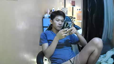 Snapshot of riiichie12 chatting on 01/17/26, 05:27 riiichie12 online show from 01/17/26, 05:27