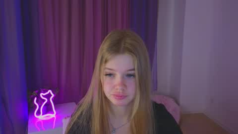 Rina online show from 10/12/25, 08:30