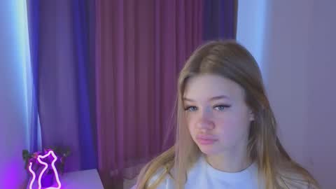 Rina online show from 10/26/25, 09:26