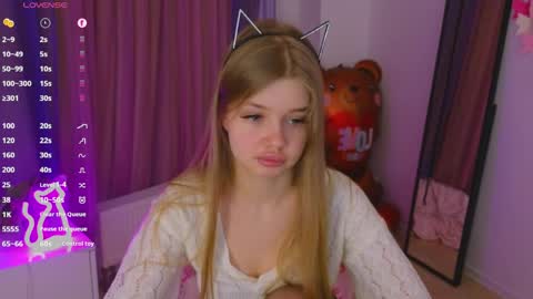 Rina online show from 04/07/26, 08:53