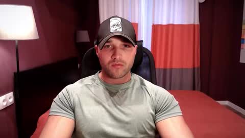 Snapshot of rikadler chatting on 10/04/25, 10:02 rikadler online show from 10/04/25, 10:02