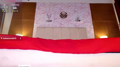 Snapshot of riley_skye_ chatting on 09/29/25, 08:08 RAILEY online show from 09/29/25, 08:08