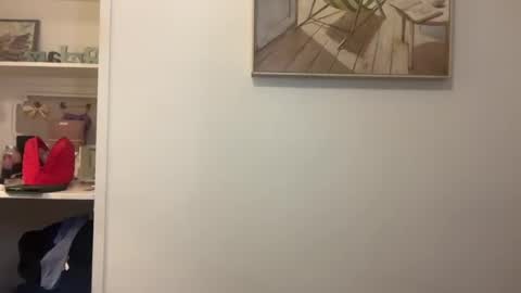 Riley online show from 09/22/25, 06:21