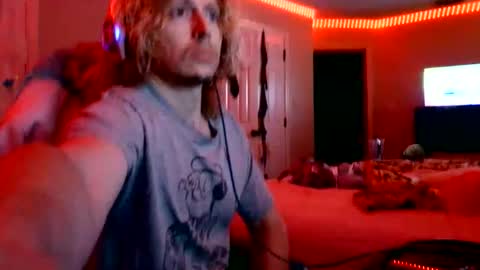 Snapshot of rimmyblondeass chatting on 05/19/26, 07:04 TheRealCatNoir online show from 05/19/26, 07:04