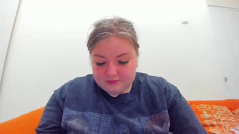 rina16 online show from 11/23/25, 07:24