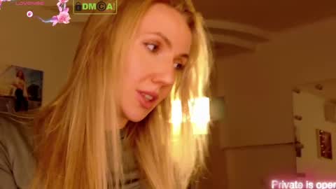 Snapshot of rina_asty chatting on 06/03/26, 04:23 Rina Asty online show from 06/03/26, 04:23