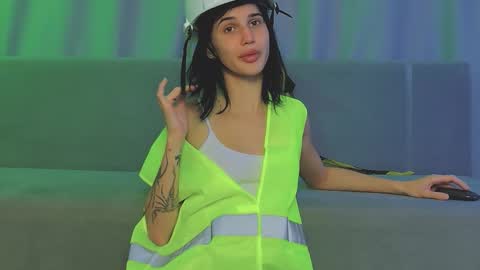 RINA online show from 10/22/25, 01:17