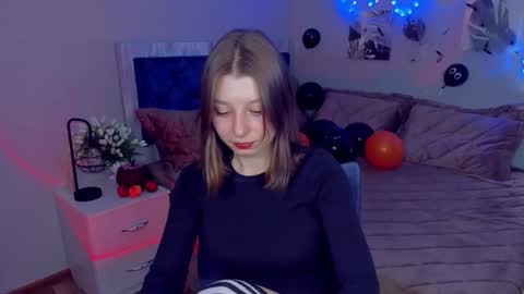 Snapshot of rinacake chatting on 10/26/25, 04:13 rinacake online show from 10/26/25, 04:13