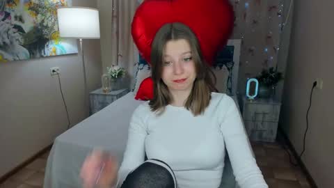 Snapshot of rinacake chatting on 02/18/26, 02:57 rinacake online show from 02/18/26, 02:57