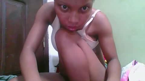 rinah654271 online show from 05/08/26, 04:01