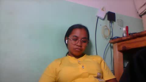 rinah856024 online show from 04/25/26, 01:52
