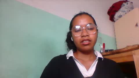 Snapshot of rinah856024 chatting on 05/04/26, 05:09 rinah856024 online show from 05/04/26, 05:09