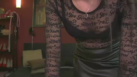 rinathequeen online show from 02/03/25, 12:57