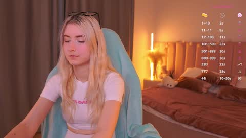 Snapshot of rinrace chatting on 02/25/26, 04:05 aiko online show from 02/25/26, 04:05