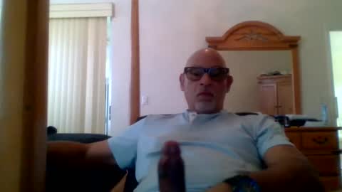 Snapshot of rionel chatting on 02/25/25, 06:20 RioNel online show from 02/25/25, 06:20