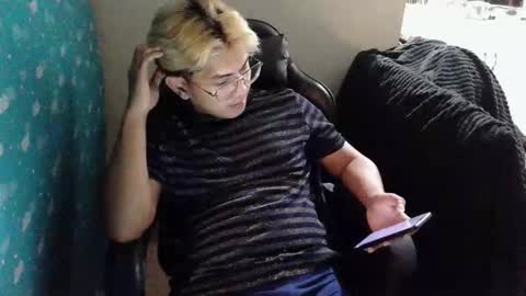 Snapshot of ririhoee chatting on 03/24/26, 07:19 ririhoee online show from 03/24/26, 07:19