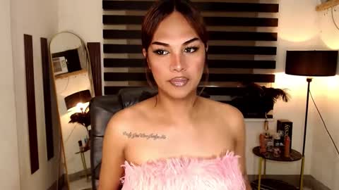 riri online show from 03/05/25, 06:12