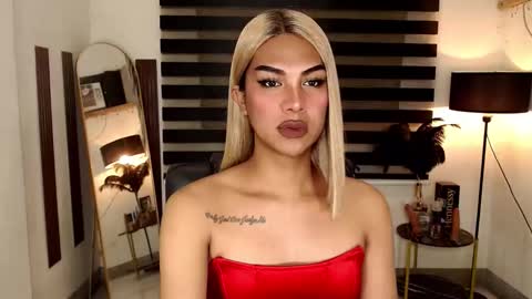 riri online show from 03/07/25, 10:13