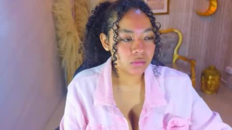 Snapshot of risada_temptation_s chatting on 10/19/25, 03:07 Risada online show from 10/19/25, 03:07