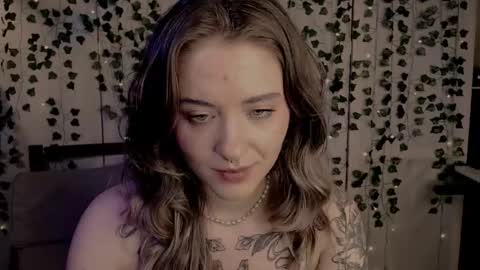 risha_laass online show from 02/15/25, 10:31