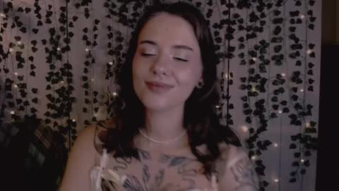 risha_laass online show from 09/27/25, 08:25