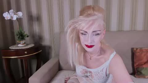 rita_farell online show from 07/11/26, 09:38